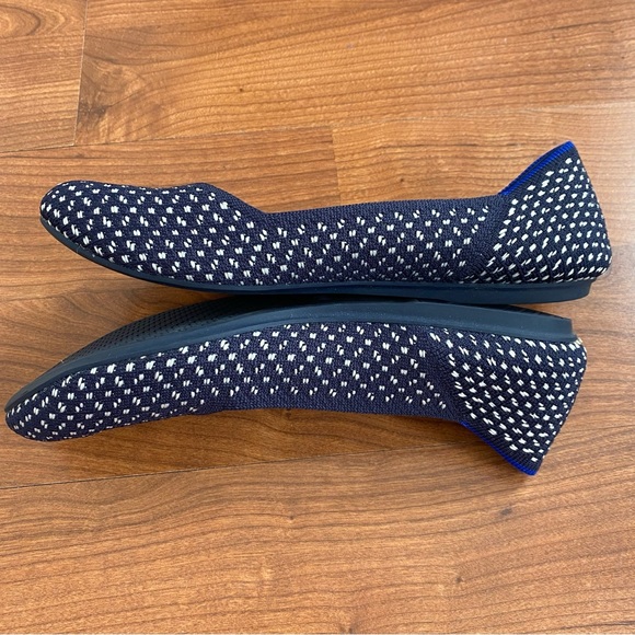 Rothy’s The Flat Round Toe Navy and White Polka Dot - Picture 2 of 7